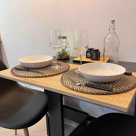 Le Duplex - Gare / Tram / Netflix Apartment Fontaine  Екстериор снимка